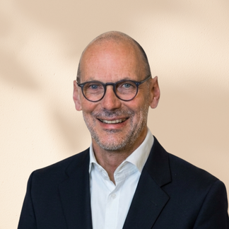 Dr. Claas Hohmann