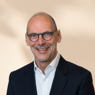 Dr Claas Hohmann