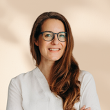 Dr. Eliane Roux